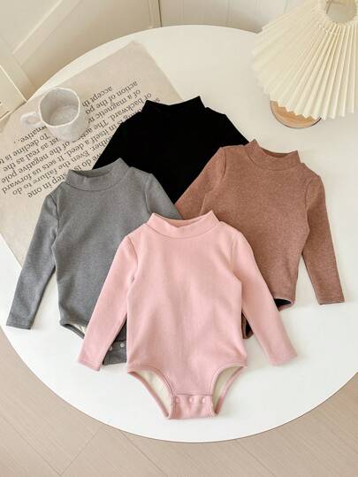 SHEIN LMoss Kids مجموعة من 4 قطع لطفلة رضيعة من LMoss، بدلة جسم كنزة صوف بياقة مرتفعة بأكمام طويلة بلون أحادي، مناسبة للخريف والشتاء
