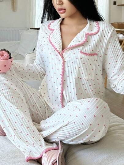 SweetSlumber طقم بيجامة للنساء مزين بتفاصيل قلب متباين الحواف، ملابس خريفية وشتوية مريحة وأنيقة