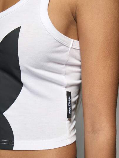 MISSGUIDED Missguided x Playboy تي شيرت كاجوال بدون أكمام ذو ياقة مربعة وظهر رياضي مطبوع عليه أرانب
