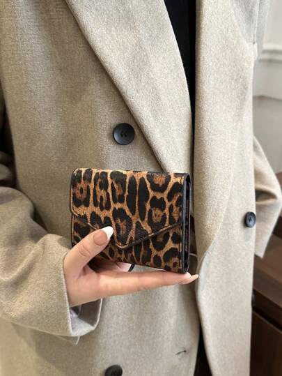 1 محفظة جلد صناعي قابلة للطي ذات طباعة نمر، هدايا عيد الميلاد وعيد الشكر ذات طراز قديم للنساء، محفظة صغيرة للاستخدام اليومي والمواعدة