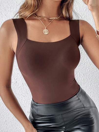 ChicMe ملابس علوية كاجوال أنيق بدون أكمام مع حمالة داخلية مبطنة، رقبة مربعة، قطعة أساسية مرنة وضيقة للصيف