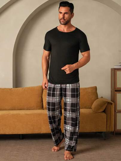 Manfinity Underwear&Sleepwear Basics بنطلون رجالي فضفاض بخصر مرن وساق مستقيمة بطبعة المربعات، للخريف والشتاء