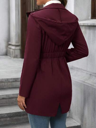 EMERY ROSE جاكيت أوسط الطول مبطن مصنوع من قماش ناعم، ذو تصميم جيوب وخصر متقبّل، أنيق وحداثي للخريف