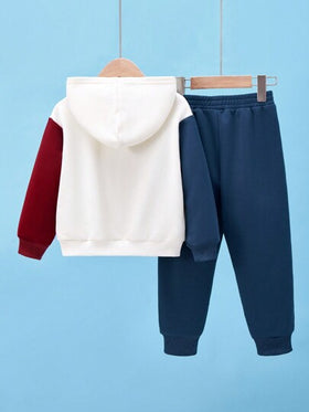 LOONEY TUNES X SHEIN مجموعة رياضية تتكون من هودي بطباعة أرقام كرتونية للأطفال الصغار وسروال رياضي بالألوان المتباينة