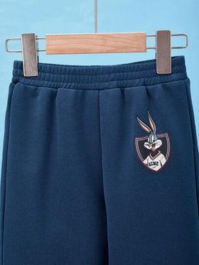 LOONEY TUNES X SHEIN مجموعة رياضية تتكون من هودي بطباعة أرقام كرتونية للأطفال الصغار وسروال رياضي بالألوان المتباينة