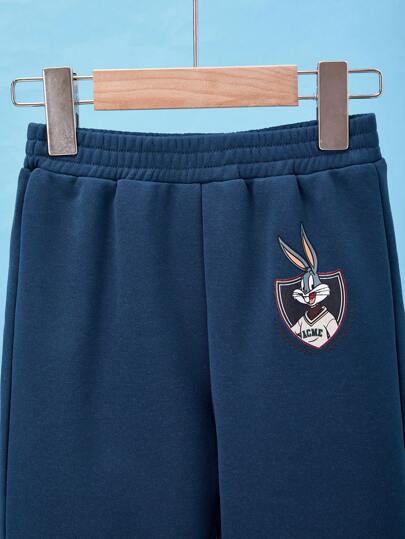 LOONEY TUNES X SHEIN مجموعة رياضية تتكون من هودي بطباعة أرقام كرتونية للأطفال الصغار وسروال رياضي بالألوان المتباينة