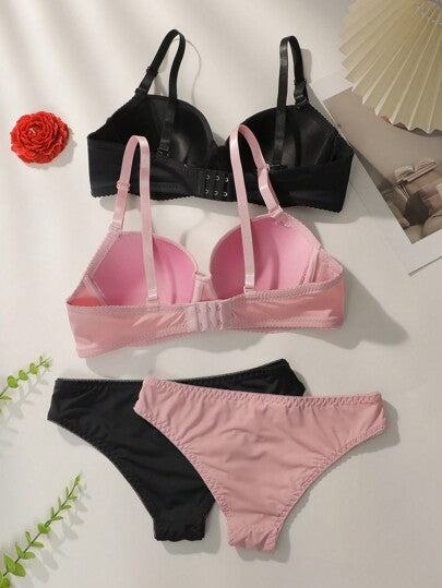 Shein Underwear&Sleepwear Basics ملابس داخلية للنساء طقم متكون من حمالة صدر باسلاك ولباس داخلي مثلث، بلون واحد، 4 مجموعات في عبوتين