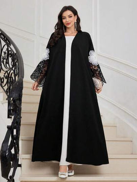 Al Najma العباءة العربية المطرزة للسيدات، قطعة واحدة فضفاضة مع أكمام مزينة بالدانتيل والتطريز والترقيع، عباءة عربية طويلة أكمام طويلة وموضة محتشمة للاستخدام اليومي العادي أو الحفلات