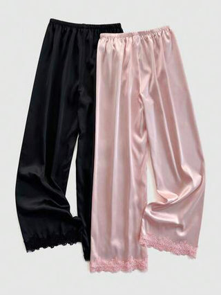 Shein Underwear&Sleepwear Basics زوجان من البناطيل المستقيمة ذات الوسط المطاطي من التصميم المرقّع بالدانتيل والحرير الاصطناعي