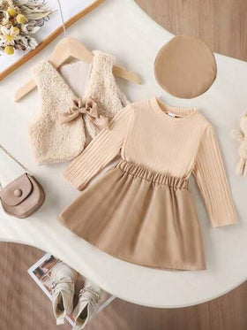 SHEIN Vintaside Kids 3 مجموعات تنورة فاخرة ناعمة لطفلة مع قبعة بيريه، ملابس خريف/شتاء