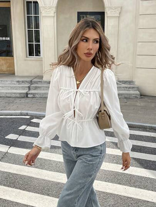 Serisse قميص كاجوال للنساء بأكمام بالون وياقة متربطة باللون الأحادي، موديل خريفي