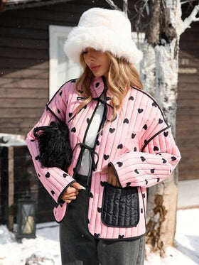 SHEIN VCAY معطف نسائي كاجوال مطبوع بالقلوب، قطعة مرقعة مع جيب أمامي وعقدة، مناسب للخريف والشتاء، مع ربطة أمامية، ملابس نسائية لعيد الميلاد، باللون الوردي، مناسب لرأس السنة والعطلات