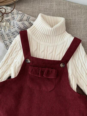 Emery Rose Kids Emery Rose Kids فستان قصير للبنات الصغيرات/الرضع من القطيفة اللون البرغندي مع جيوب مكشكشة وأربطة على الكتف، فستان قطيفة برغندي للبنات الصغيرات، فستان برغندي للبنات الصغيرات