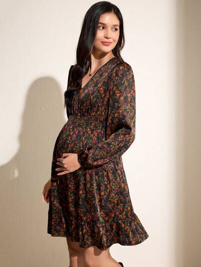 MaterniWear فستان أكمام طويلة بتصميم وسط ملفوف مزخرف بنقشة الزهور للحمل