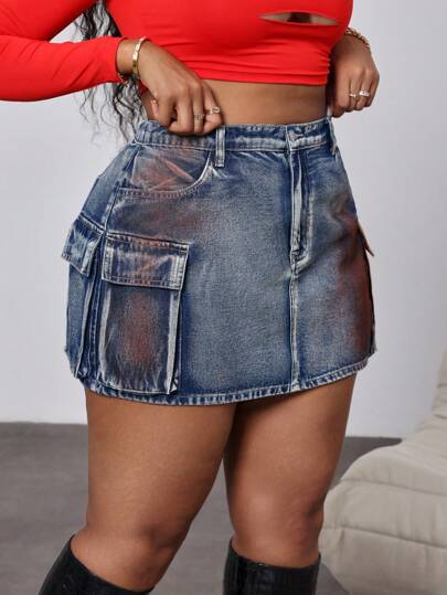 EZwear تنورة جينز قصيرة بأزرار أمامية وجيوب، مقاس كبير، كاجوال