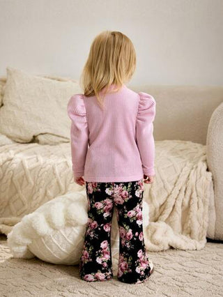 Cozy Pixies مجموعة من ملابس علوية وبنطال للبنات الصغار، القميص محبك ناعم بياقة وأكمام راجلان، والبنطال واسع بخصر مطاطي وبطبعات زهور صغيرة