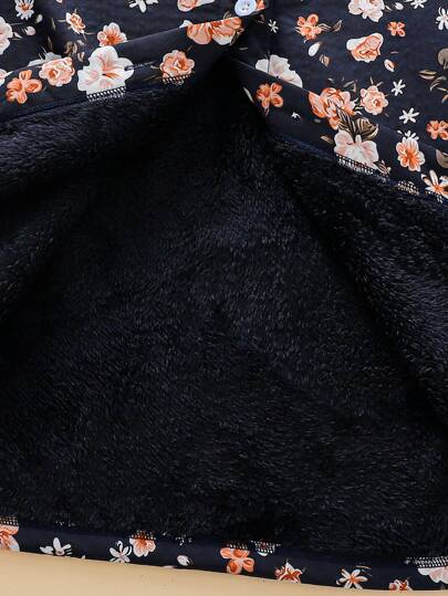 SHEIN Vintaside Kids معطف متوسط الطول بغطاء رأس سميك وفاخر بنمط الزهور الصغيرة المتناثرة بطراز قديم للفتيات ما بين الطفولة والمراهقة ، مناسب للخريف والشتاء