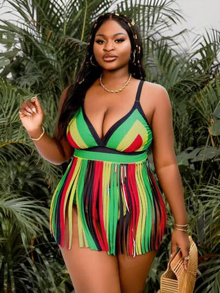 SHEIN Slayr CURVE ملابس السباحة للمرأة ذات الحجم الكبير مكونة من تنكيني برقبة مع شراشيب وخطوط