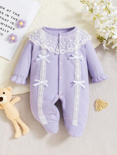 SHEIN رومبير مكشكشة للرضع فتيات بأكمام طويلة وأقدام باللون البنفسجي الفاتح