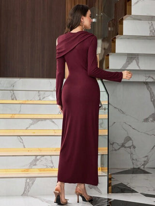 Modelyn فستان طويل الأكمام بخصر مكشكش وكتف واحد غير متماثل للنساء، لون بوردوني فاخر، فساتين سهرة طويلة لإطلالة نسائية