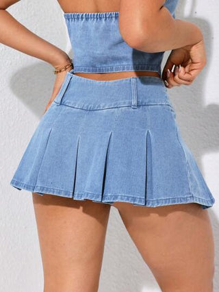 EZwear تنورة جينز قصيرة متعددة الاستخدامات للنساء بلون أحادي مع سحاب وطيات