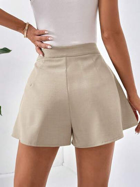 SHEIN Essnce شورت مرن وأنيق بجيب من لون واحد مناسب للتنقلات اليومية