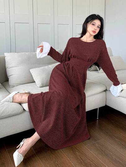 Mulvari فستان نسائي أنيق طويل الأكمام بياقة دائرية مكون من ألوان متداخلة للشتاء