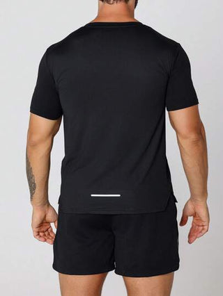 Manfinity Sport Corelite تي شيرت رياضي أنيق بأسلوب صديق للرجال للارتداء اليومي