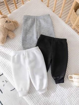 SHEIN طقم بنطلونات من الفليس للأطفال الرضع الصبيان/البنات 3 قطع، أسود/أبيض/رمادي، ناعم، مريح، دافئ، متناسق مع كل شيء، متعدد الاستخدامات، مناسب للمنزل، الخارج، الرياضة، الخريف/الشتاء