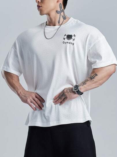 Manfinity Sport Corelite تي شيرت رياضي بأكمام قصيرة للرجال بطباعة حرفية مريحة وقابلة للتنفس