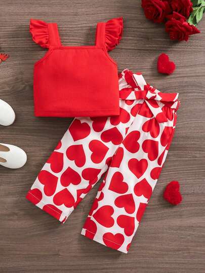 SHEIN طقم ملابس علوية بلا أكمام بنقشة قلب أحمر وبناطيل طويلة لبنت صغيرة، مجموعة كيوت للصيف وعيد الحب