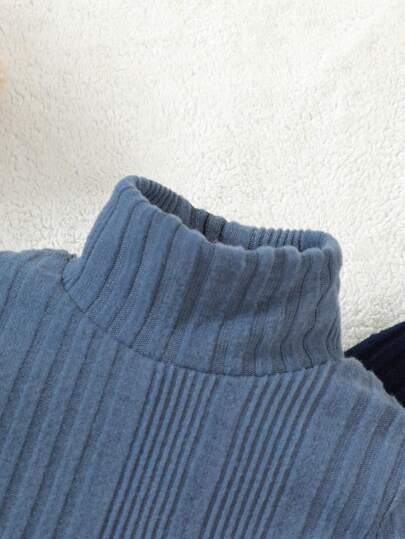 طقم بنطلون كاجوال طويل وبلوزة أكمام طويلة ذات طوق عالي للبنات الصغار قطعتان