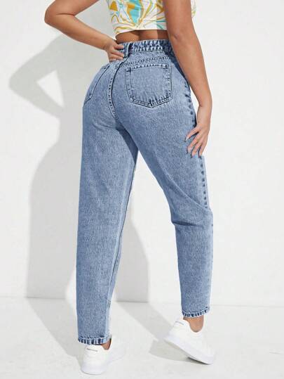 SHEIN Privé سراويل جينز كاجوال بصف أزرار أمامية و جيوب بسيطة للسيدات