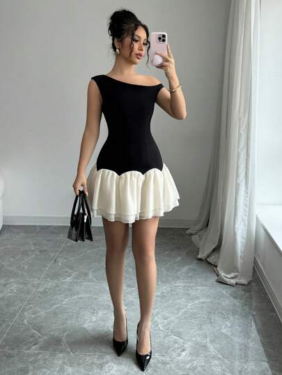 SHEIN Allurite فستان قصير جديد للنساء بتصميم أكتاف غير متماثل، بلوك لوني داكن وفاتح، نسيج أورجانزا مخطط، بدون أكمام، أنيق وحلو، مناسب للاستخدام اليومي والحفلات والمناسبات مثل عيد الميلاد وعيد الحب