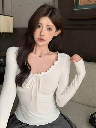 DAZY قميص نسائي بياقة مستديرة وأكمام طويلة مع تفاصيل فيونكة ومطوي ضيق، ملابس نسائية للخريف