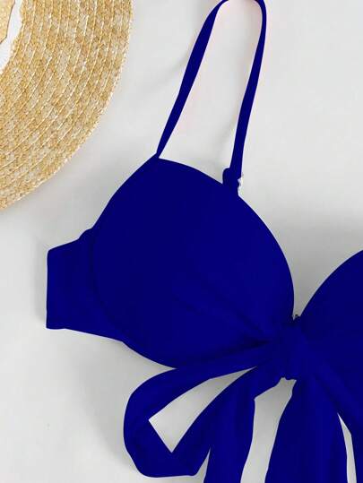 SHEIN Swim موحدة اللون طقم بيكيني معقود من الأمام حمالة صدر مرفوع & قص عالي لباس قيعان & تجاعيد تنورة ساحلي 3قطعات بدلة سباحة