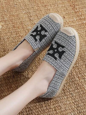 أحذية كانفاس كاجوال بدون كعب موديل ربيع 2025 ، شبشب فلات عصري شامل للنساء باللونين الأسود والبيج