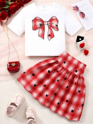 girls-sets 2 قطعة/طقم تيشرت رقبة دائرية بطبعة الريشة وتنورة صغيرة بطبعة شكل قلب المربع للبنات المراهقات