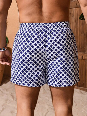 Manfinity Swimmode شورت شاطئ رجالي بخصر مربوط أمامي جيب طباعة هندسية كاملة، أنيق وعصري للشاطئ والعطلات، بتصميم أزرق وأبيض، بنطلون سباحة مطابق، ملابس شاطئ رجالية، بنطلون سباحة Manfinity Vdayz، ملابس شاطئ للرجال في العطلات