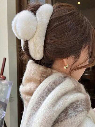 مستلزمات شعر نسائية من أفضل البائعين الجديد، مشبك كبير جدا ذو ملمس ناعم مصنوع من فرو الراكون الطبيعي للمواسم الخريف/الشتاء باللون الكراميل، مشبك شعر ترف