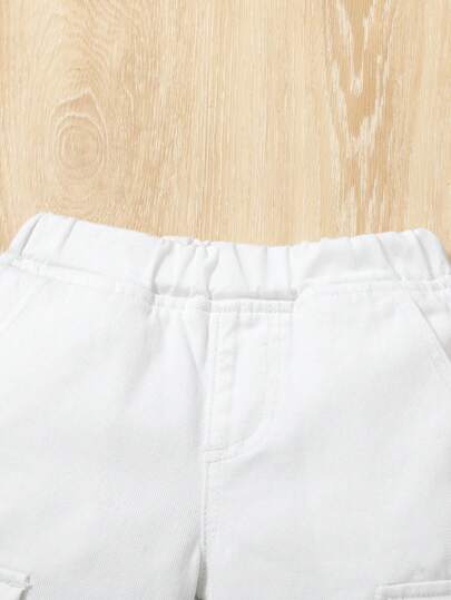 SHEIN بنطلون كارجو دنيم أبيض مرتخي الحجم مع وتصميم خيط قديم للأولاد، مناسب للملابس الكاجوال في الربيع والصيف