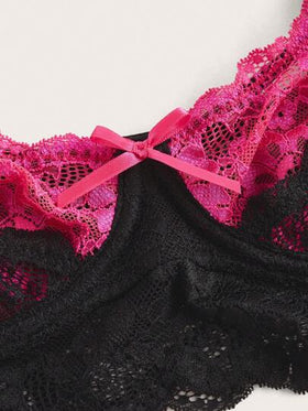 SHEIN ICON بكأس الدانتيل المزدوج الطبقات المزين بالفيونكة ملابس داخلية مثيرة