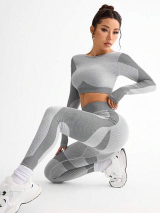 طقم تانكيني حريمي Sport Studio طقم نساء مناسب للياقة البدنية بأكمام طويلة متقاطعة في الظهر وسروال رياضي طقم رياضة نسائي