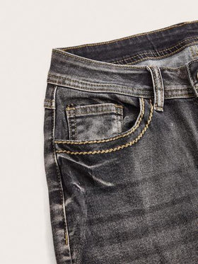 ROMWE Grunge Punk جينز نسائي بخصر منخفض مزخرف بتفاصيل مهترئة، قصة ضيقة وواسعة من الأسفل، بجيوب أزرار وسحاب، لون رمادي داكن، قياس عادي، مناسب للارتداء اليومي الكاجوال في الربيع والخريف