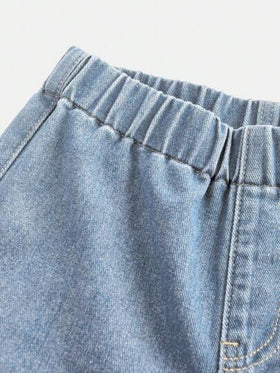 SHEIN Girlism جينز بناتي للمراهقات مشوه متمدد مطرز بطباعة الفراشة، ساق مستقيمة