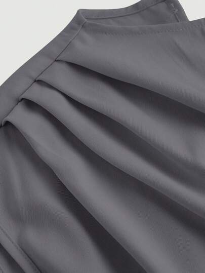 SHEIN MOD بدلة قصيرة ذات ياقة مرتفعة وجيب وحزام سادة