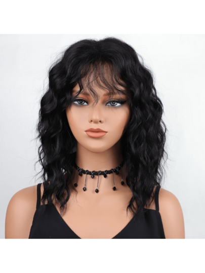 شعر طبيعي منفر متوسط الطول أسود مجعد 2025، باروكة نسائية مع خصلات مناسبة للتجمعات اليومية وحفلات هالوين والكريسماس من بوليستر عالي الجودة