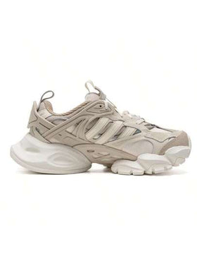 Adidas أحذية الركض مميزة XLG RUNNER DELUXE ، ذات نعل سميك للنساء للركض اليومي لمسافة قصيرة، IH7799