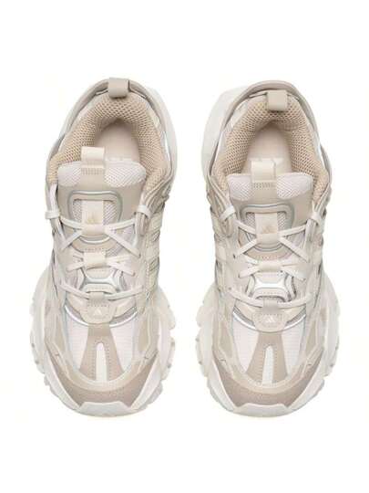 Adidas أحذية الركض مميزة XLG RUNNER DELUXE ، ذات نعل سميك للنساء للركض اليومي لمسافة قصيرة، IH7799