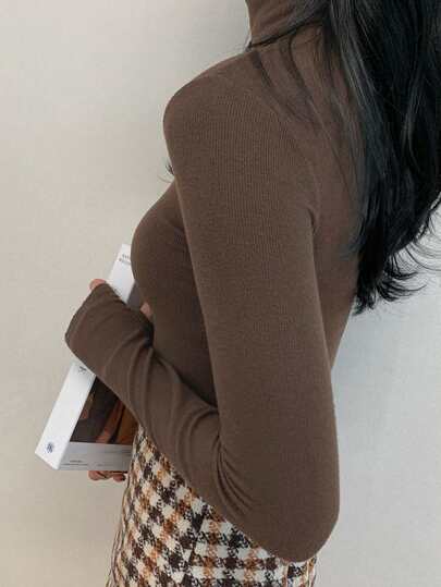 DAZY ملابس علوية أساسي طويل الأكمام بياقة عالية ضيق للنساء، ملابس خريفية ذات طراز كلاسيكي
